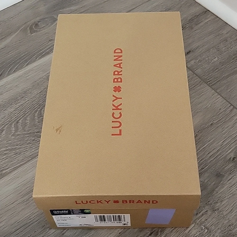 Lucky Brand Kalifo Sneakers Silver In Size 7.5M NIB